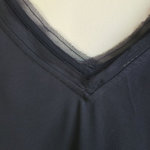 Torrid Sleeveless Black V-Neck Chiffon Tunic Top 1x Size 14-16 New With Tags - Picture 4 of 12